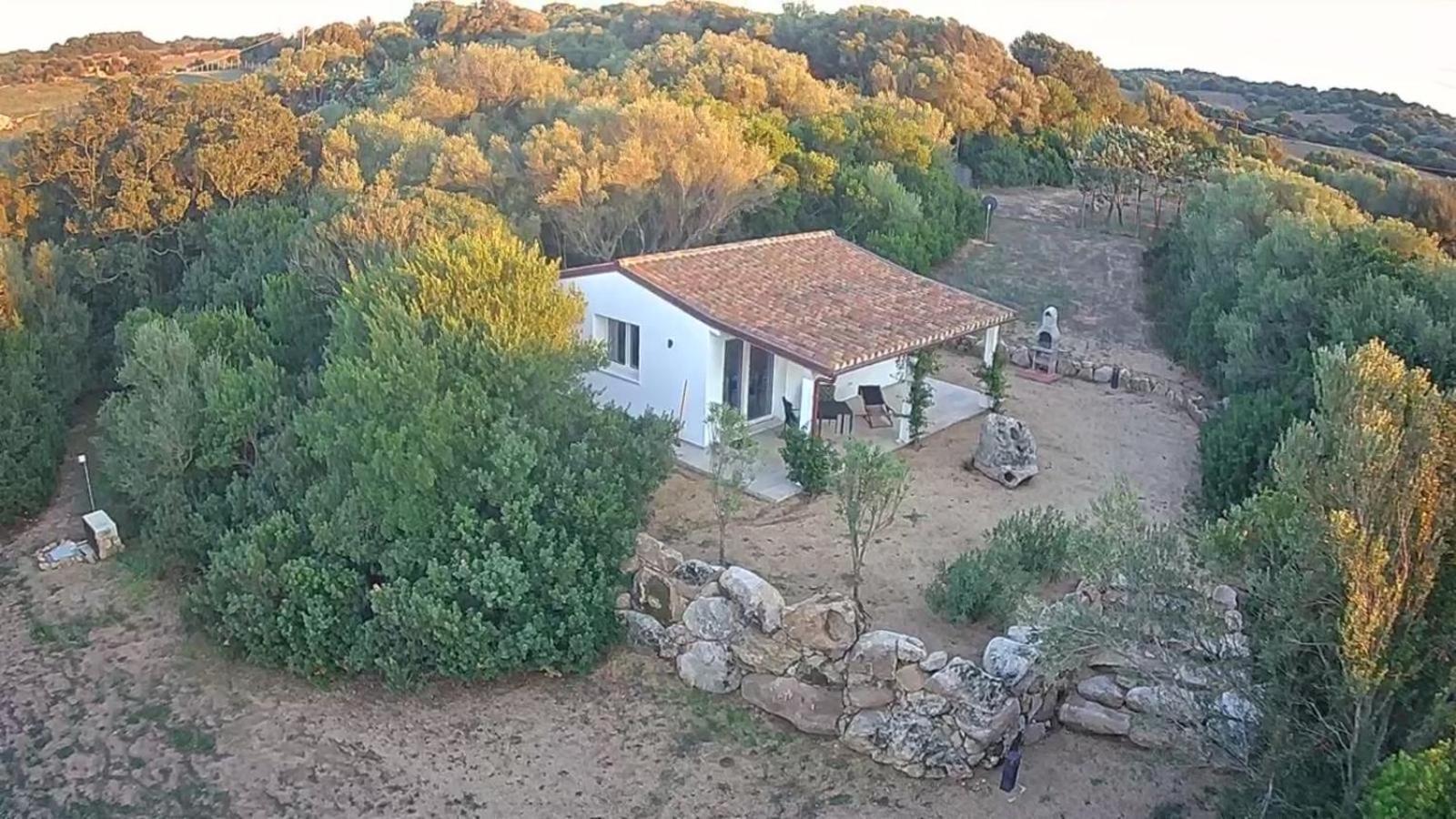 La Piana Holiday House Bassacutena Exterior photo